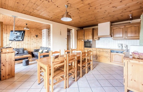 Montchavin Ski Chalet | Chalet sleeps 20 Skis-on, Historic Village of Montchavin (LA PLAGNE)