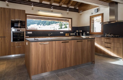 Chatel Ski Chalet | Chalet sleeps 14 with jacuzzi, 200m of Pré la Joux ski lift - Chatel Reservation
