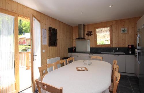 Mont-Dore Ski Chalet | Chalet spacieux avec terrasse, Wi-Fi et parking - FR-1-608-15