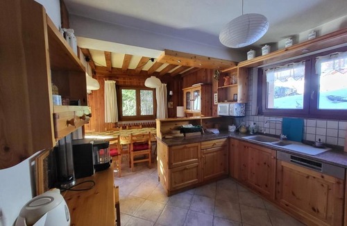 Montgenevre Ski Chalet | Chalet spacieux avec cheminée et salle de cinéma à Montgenèvre - FR-1-266-242