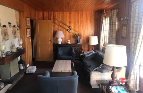 Montgenevre Ski Chalet | Chalet spacieux et ensoleillé à Montgenèvre - 10 pers - 5 chambres - Quartier calme et résidentiel - FR-1-445-139