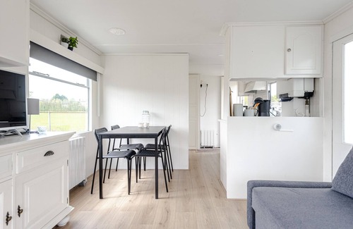 Municipality of Zandvoort Ski Chalet | Chalet Stekkie with large terrace and parking