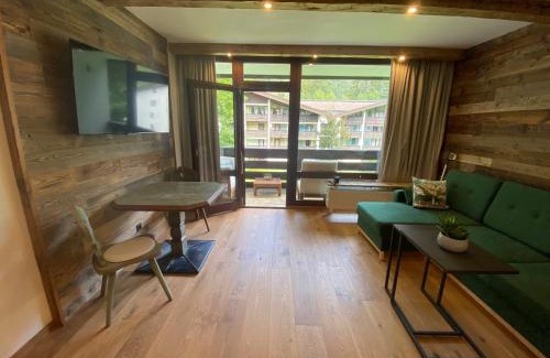 Sankt Martin bei Lofer Apartment | Chalet-Stil mit Pool und Bergblick