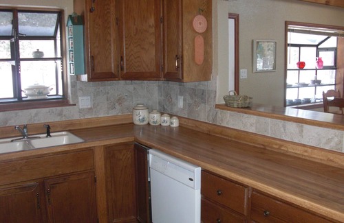 Ruidoso Ski Chalet | CHALET STYLE CABIN, FAMILY AND PET FRIENDLY.