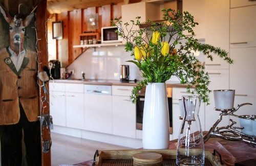 Arnetsried Apartment | Chalet Suite Refugium - Loftwohnung im 2. Stock mit Panoramafenster