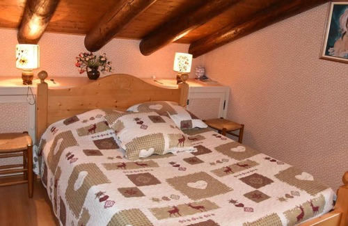 Bozel Ski Chalet | Chalet, terrace, balcony, fireplace or stove, ski locker, 120m², Courchevel
