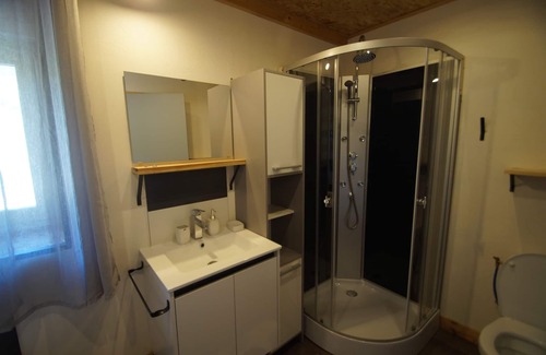 Embrun Ski Chalet | Chalet Vacance EMBRUN, 115 m2, new, type 3. Near CV and lake. Double garage.
