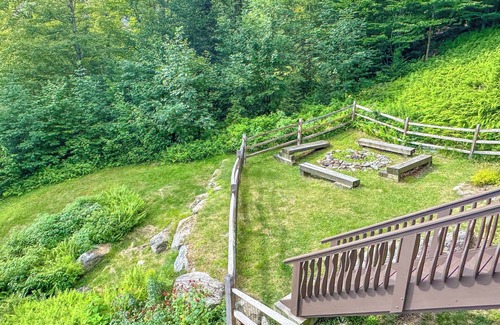 Waitsfield House | Chalet Valhalla with Hot Tub right next to Sugarbush Resort