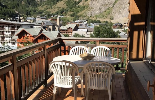 Valloire Ski Chalet | Chalet Valloire- Apartment for 9 people at the foot of the slopes