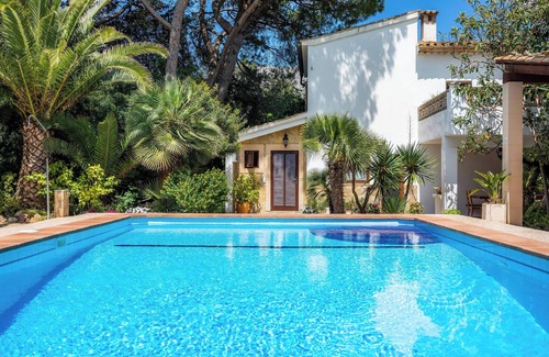 Pollensa Ski Chalet | Chalet Villa Can Charles with Mountain View, Wi-Fi, A/C, Pool, Garden & Terrace