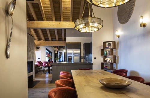 Val-Thorens Ski Chalet | Chalet, wifi, sauna, hammam, terrace, balcony, fireplace or stove, tv, ski locker, 320m²