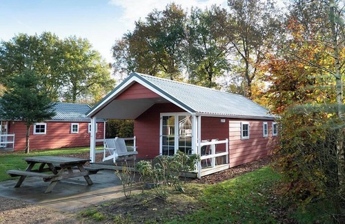 Otterlo House | Chalet with 2 bedrooms and 1 bathroom