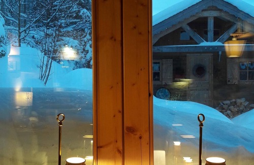 Premanon Ski Chalet | Chalet with a refined atmosphere: 300m from slopes and forest paths