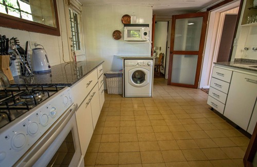 Llao Llao Cottage | Chalet with amazing lake and golf course view! 4 BD 3 Bath