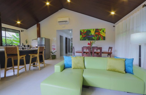 Penas Blancas Ski Chalet | Chalet with exuberant gardens, birds view and farm 2 Bukala Village Lodge
