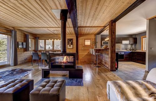 Chamonix City Centre Ski Chalet | Chalet with Sauna & Hot Tub near Chamonix Centre