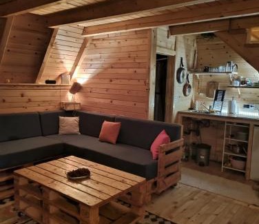 East Sarajevo Ski Chalet | Chalet with outdoor jacuzzi near Sarajevo