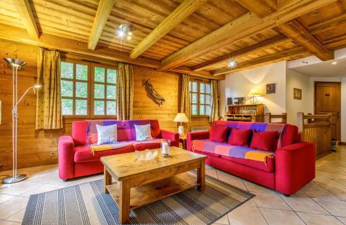 Chamonix-Mont-Blanc Apartment | Chalets d'Henri 67 - Happy Rentals