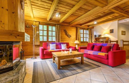Chamonix-Mont-Blanc Apartment | Chalets d'Henri 67 - Happy Rentals