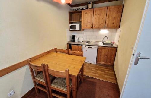 Valfrejus Apartment | Chalets Du Thabor - 2 pièces 4 personnes idéalement situé MAE-5409