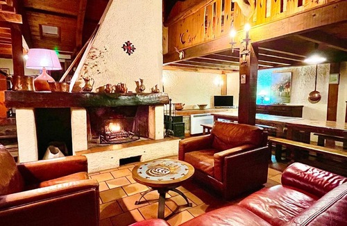 Merens-les-Vals Ski Chalet | Chalets in Mérens-lès-Vals, France