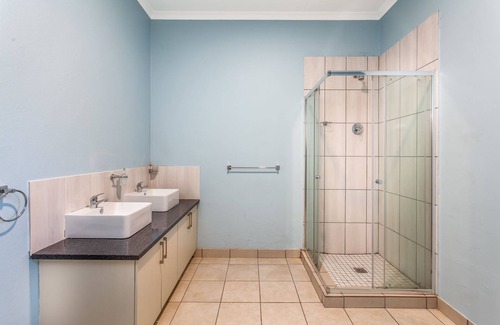 Greater Johannesburg Metropolitan Area House | Chalets on 7th