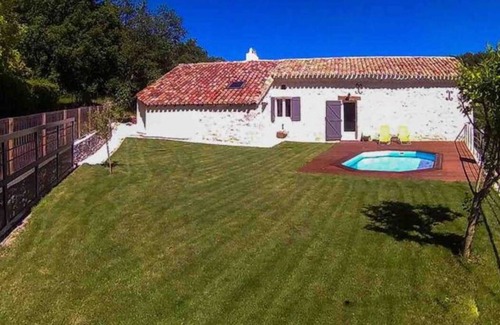Montcuq Cottage | Chaleureuse Quercynoise Avec Piscine & Jolie vue