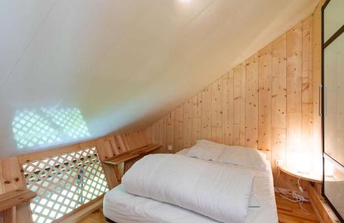 Eaux-Bonnes Apartment | Chaleureux Appartement à Eaux-Bonnes, 2 Chambres, Résidence Tranquille, Idéal Été/Hiver - FR-1-400-129