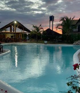 Ponta do Anel Ski Chalet | Chaleville Maramar