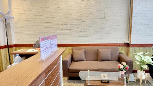 Patong Hotel | Chalita House