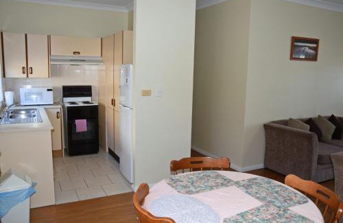 South West Rocks Apartment | Chalkers Unit - Bring your own linen