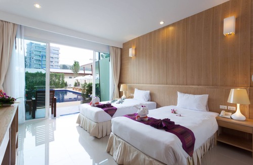 Chalong Hotel | Chalong Princess Pool Villa Resort