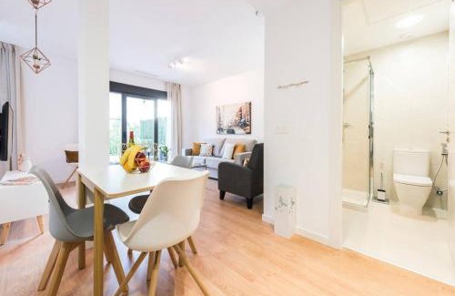 Gaztambide Apartment | Chamberí con jardín B by RegalateMadrid com