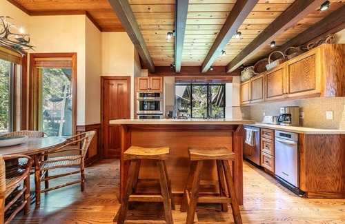 Chambers Lodge House | Chambers Lakeside Escape w/Lake Views & HOA Access!