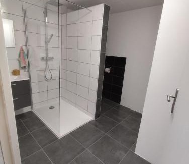 Luc-la-Primaube House | Chambre à louer de 2 à 5 personnes
