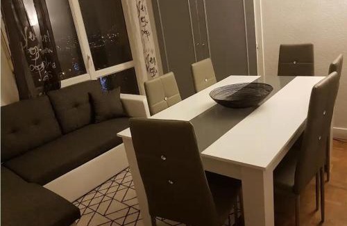 Arcueil House | Chambre#1privée en colocation Vue sur Paris Tour Eiffel