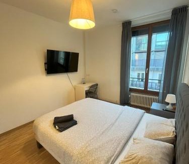 Les Philosophes House | Chambre au coeur de Genève