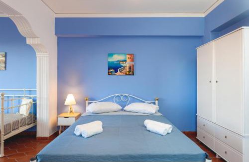 Ialyssos Apartment | CHAMBRE BLEUE