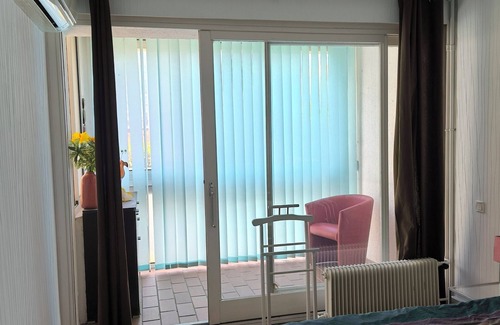Saint-Martin Apartment | Chambre Chez L'habitant, Terrasse sur Jardin Salle de Bain Indépendante Piscine