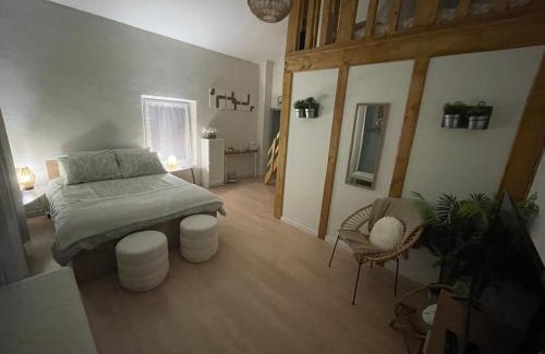 Saint-Laurent-d'Onay Bed & Breakfast | Chambre d hôte en Drôme des collines pour 2 à 4 personnes