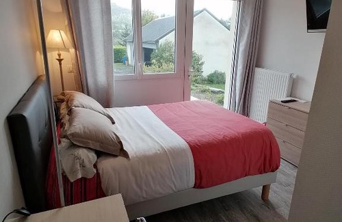 Thiezac Bed & Breakfast | Chambre d'Hôte Fauste MACUA