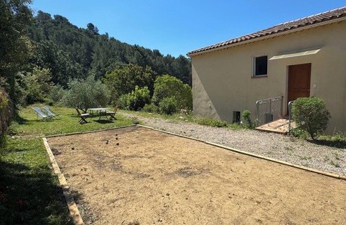 Evenos Bed & Breakfast | Chambre d Hôte