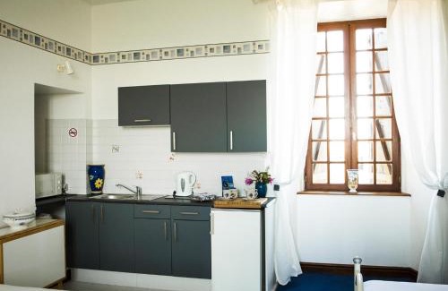 Monsireigne Bed & Breakfast | Chambre d'hôte Manoir de La Baudonnière