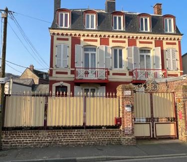 Etretat Bed & Breakfast | Chambre D'hôte Villa Maurice