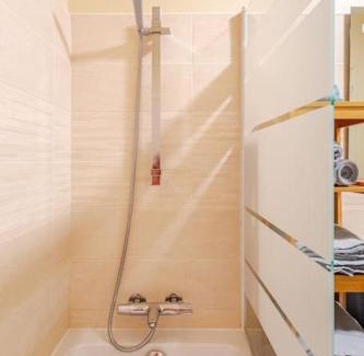Montagnac House | Chambre d'hôtes avec piscine proche de la mer