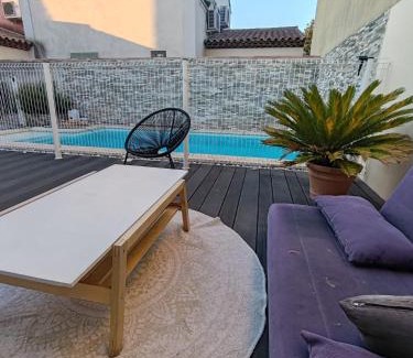 Salon-de-Provence Bed & Breakfast | Chambre d'hôtes privée et indépendante avec piscine