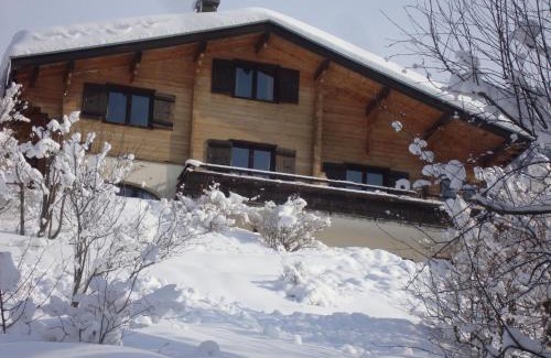 La Clusaz Bed & Breakfast | Chambre d'Hôtes La Trace