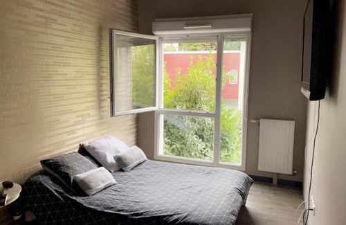 Limeil-Brevannes House | Chambre et salle de bain privée dans maison proche Paris et Disney