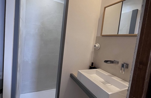 Pino Bed & Breakfast | Chambre Lisandrina in a 16th-century Genoese tower