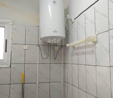 Akwa II Apartment | chambre meublée Douala Cameroun, bonapriso, eau chaude, wifi haut débit, clim, gardien